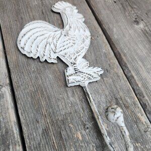 Vintage Touch Rooster Cast Iron Distress Wall Hook